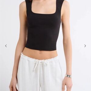 NWT Rumored Be Mine Black Fitted Crop Tank Top M